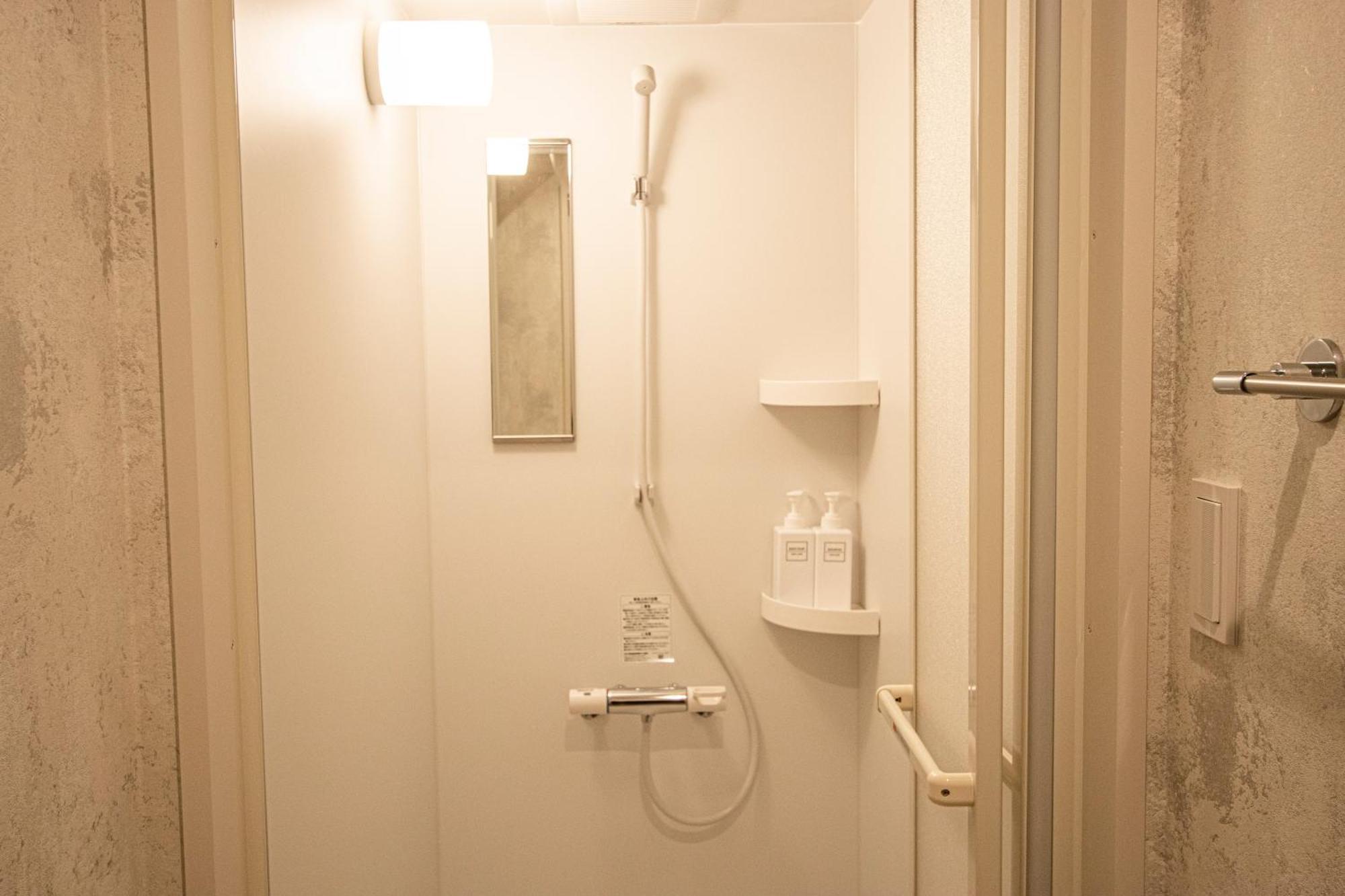 Grand Cave Motomachi Hotel Yokohama  Room photo